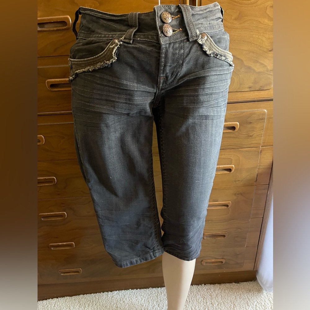 Mel Denim Capri Voyage Collection